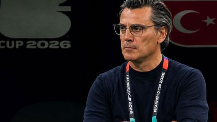 Montella'nın kadro değişikliği Türkiye-Paraguay maçında dikkat çekti