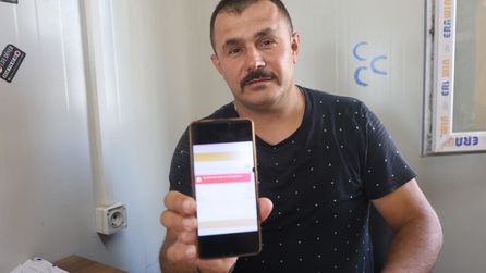Hatay'da Deprem Sonrası Ölü Gözüküyor, Yaşayan Adamın İfadesi