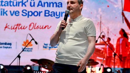 Sultanbeyli'de Sabah Namazı ve Dünya Kupası Maçı Etkinliği