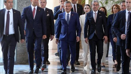 Özgür Özel'in yeni parti planları netleşiyor, tarih belirlendi