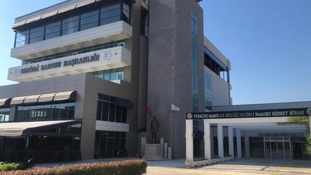 Denizli'de 12 avukat gözaltına alındı, operasyon detayları açıklandı