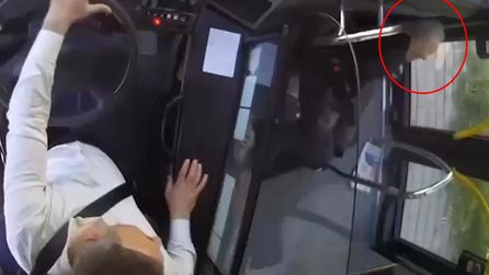 İstanbul'da İETT otobüsünde düşen 81 yaşındaki yolcu hayatını kaybetti