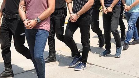 İzmir'de FETÖ soruşturmasında 78 kişi için gözaltı kararı alındı