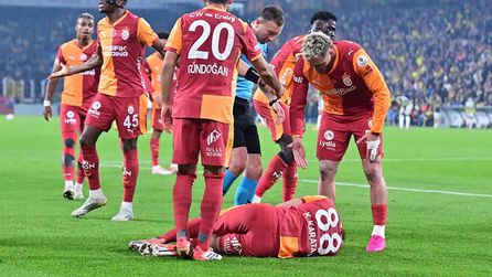 Galatasaray'da sol bek pozisyonunda belirsizlik sürüyor