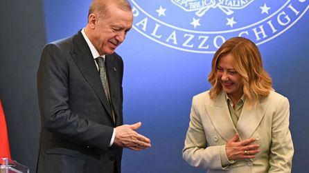 Meloni'nin sigarayı bırakma kararı Yeşilay'dan destek buldu