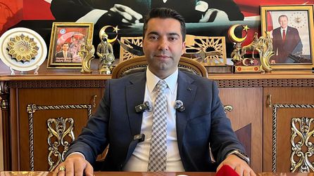 Başkan Demirci'den çok sert \"İmza memuru değilim\" çıkışı