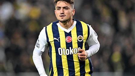 Cengiz Ünder Fenerbahçe'ye döndü sosyal medya paylaşımı yaptı