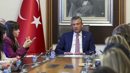 Özgür Özel'den yeni partiyle ilgili açıklamalar