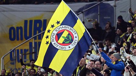 Fenerbahçe Beko'da Khem Birch ve Devon Hall ile yollar ayrıldı