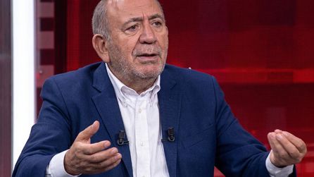 Gürsel Tekin canlı yayında küfürlü ifadeler kullandı