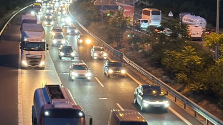 Anadolu Otoyolu'nda Bayram Sonrası Trafik Yoğunluğu Sürüyor