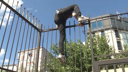 YKS'ye Geç Kalan Öğrenciler Güvenlik Engelini Aştı