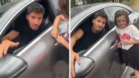 Altay Bayındır minik taraftarla geleceği hakkında konuştu