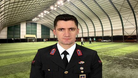 Şanlıurfa'da jandarma uzman çavuş halı sahada hayatını kaybetti
