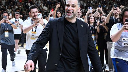 Beşiktaş, Dusan Alimpijevic ile 2028'e kadar sözleşme imzaladı