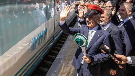 Sakarya'da Yüksek Hızlı Tren İstasyonu Açıldı