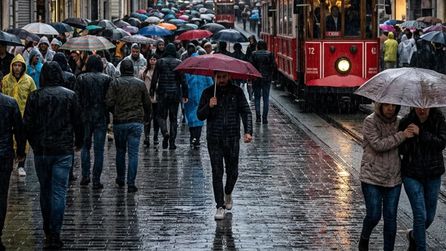 İstanbul'da kuvvetli yağış ve dolu bekleniyor