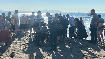 Samsun'da aile teknesi alabora oldu, 2 kişi kayboldu