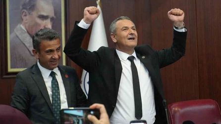 İzmit Belediyesi'nde Lütfü Obuz Başkanvekili Seçildi
