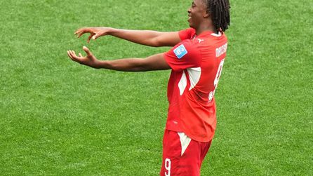 Newcastle United, Johan Manzambi için 60 milyon euro ödüyor