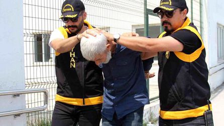 24 yıl hapis cezasıyla aranan firari Adana'da yakalandı