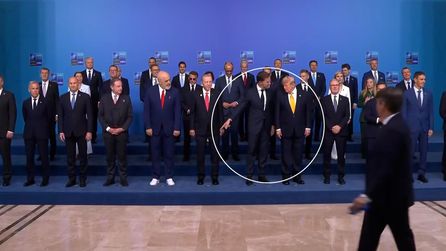 Liderler zirvesinde Edi Rama'nın esprili anları dikkat çekti