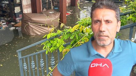 İstanbul'da sağanak yağış esnafı mağdur etti, kitaplar hasar gördü