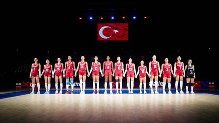 A Milli Kadın Voleybol Takımı 6 maç sonra yenildi