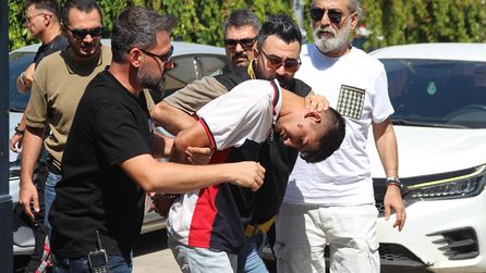 Adana'da tabancayla ateş açan 19 yaşındaki genç tutuklandı