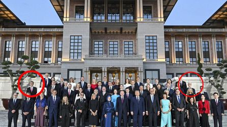 Ankara'da NATO Zirvesi'nde Çek Cumhuriyeti'nde Siyasi Kriz