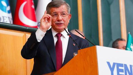 Ahmet Davutoğlu'nun aktif siyaseti bırakacağı iddiaları gündemde