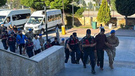 Uşak'ta belediye operasyonunda 15 şüpheli adliyeye sevk edildi