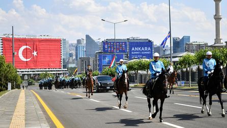 Trump Ankara'da resmi törenle karşılandı