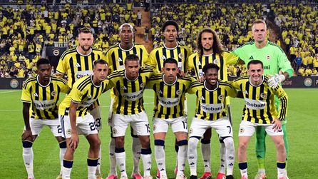 Fenerbahçe kadro düzenlemesi için transfer planlarını gözden geçiriyor
