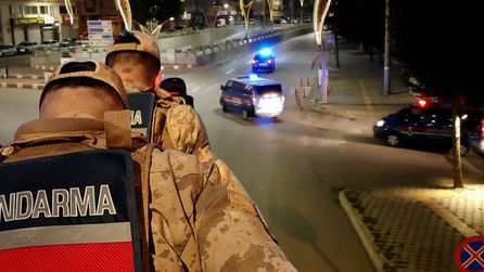 6 bin jandarmayla geniş kapsamlı uyuşturucu operasyonu yapıldı