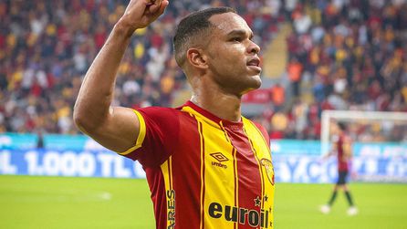 Göztepe, Juan Silva'yı CSKA Moskova'ya 15 milyon Euro'ya sattı