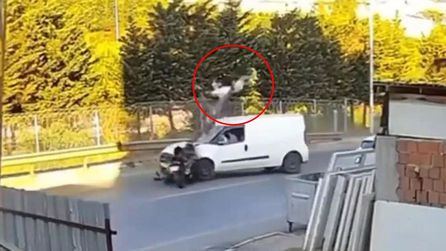 Motosiklet kazasında iki kişi ağır yaralandı