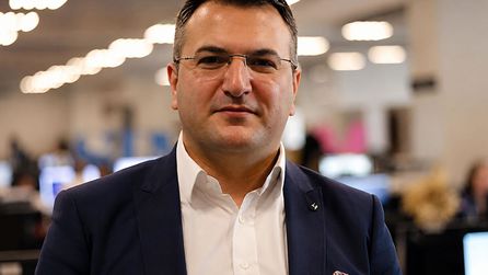 Cem Küçük gözaltına alındı, suçlamalar arasında şantaj var