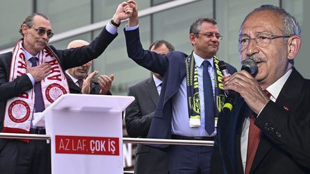 Erdal Beşikçioğlu CHP'de Kılıçdaroğlu'nu destekleme kararı aldı