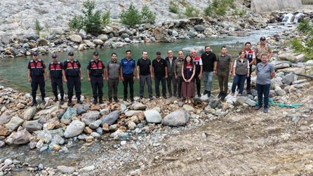 30 bin kırmızı benekli alabalık, Artvin'de doğaya salındı