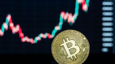 Bitcoin fiyatı Fed kararı öncesinde dalgalanıyor