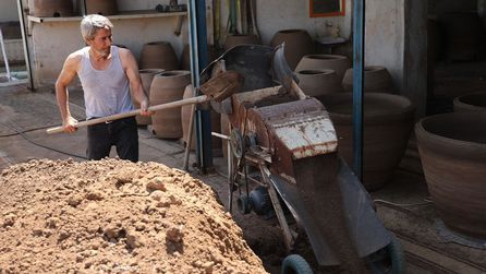 Diyarbakır'da Geleneksel Tandır Yapımı ve Fiyatları
