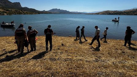Şanlıurfa'da tatil yapan iki kardeş baraj göletinde boğuldu