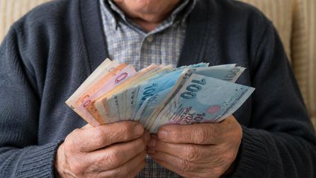 TBMM'ye sunulan teklif emekli maaşlarını artırmayı hedefliyor