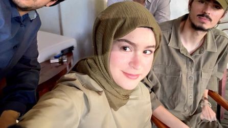Asena Keskinci yeni filminde tesettüre girdi