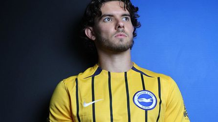 Ferdi Kadıoğlu, Manchester United'ın Transfer Listesinde Üst Sıralarda