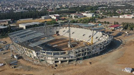 Kahramanmaraş Stadyumu inşaatında yüzde 50 ilerleme kaydedildi