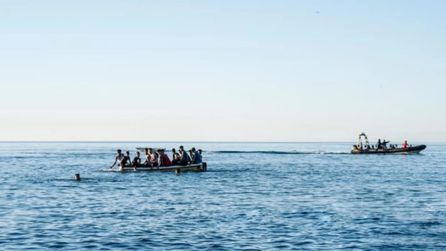 Myanmar açıklarında göçmen tekneleri battı: 500 kişi kayıp