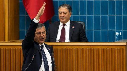 CHP''de peş peşe istifalar! Aralarında belediye başkanı da var