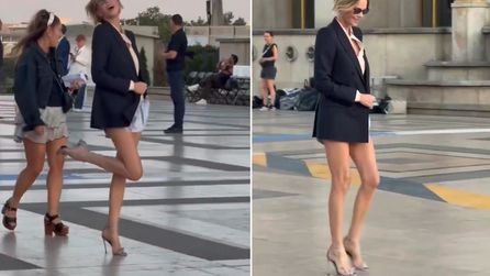 Charlize Theron Paris'te 'The Odyssey' tanıtımında şıklığıyla dikkat çekti